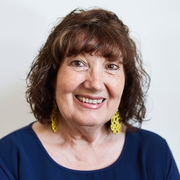 Barbara Binns